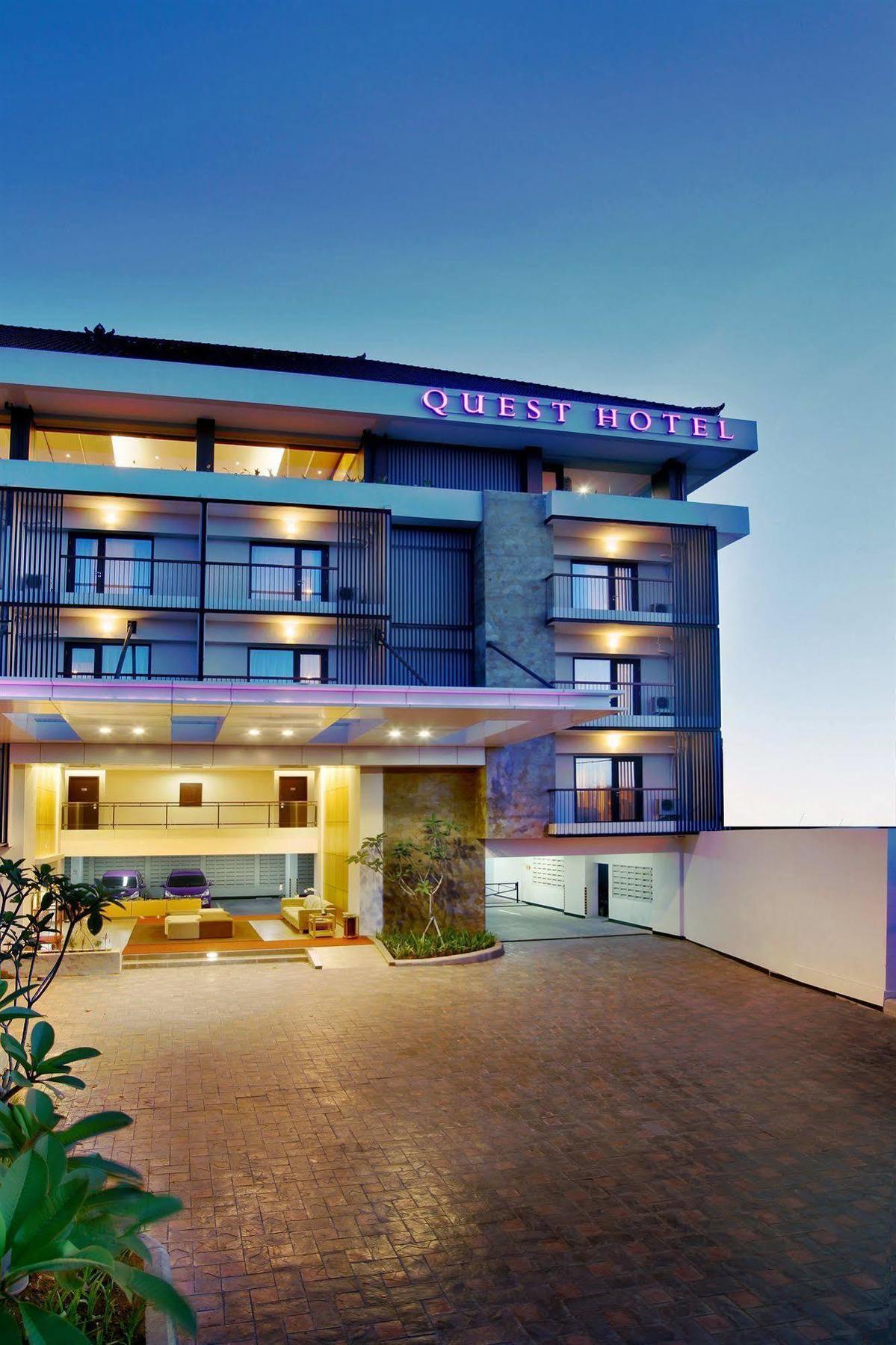 Quest Hotel Kuta By Aston Exterior photo