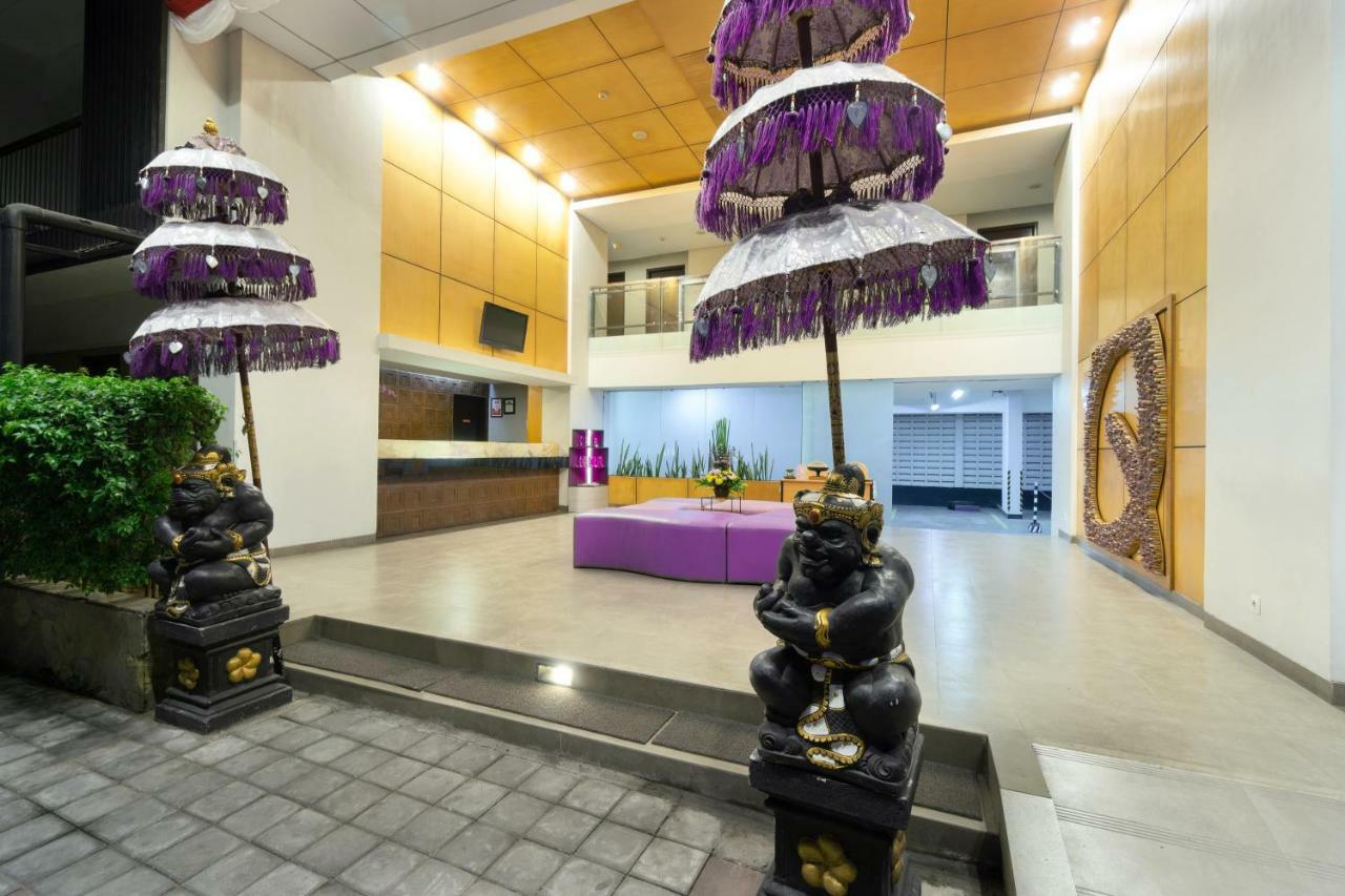 Quest Hotel Kuta By Aston Exterior photo